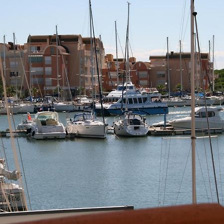 Appartement T3 vue sur port Gruissan Extérieur photo