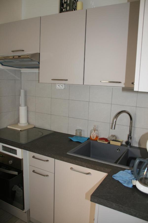 Appartement T3 vue sur port Gruissan Extérieur photo