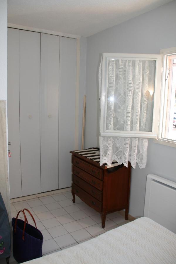 Appartement T3 vue sur port Gruissan Extérieur photo