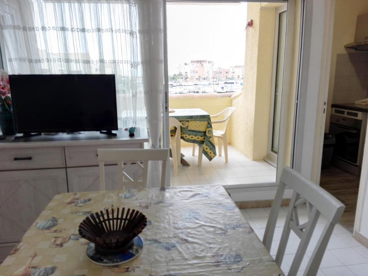 Appartement T3 vue sur port Gruissan Extérieur photo
