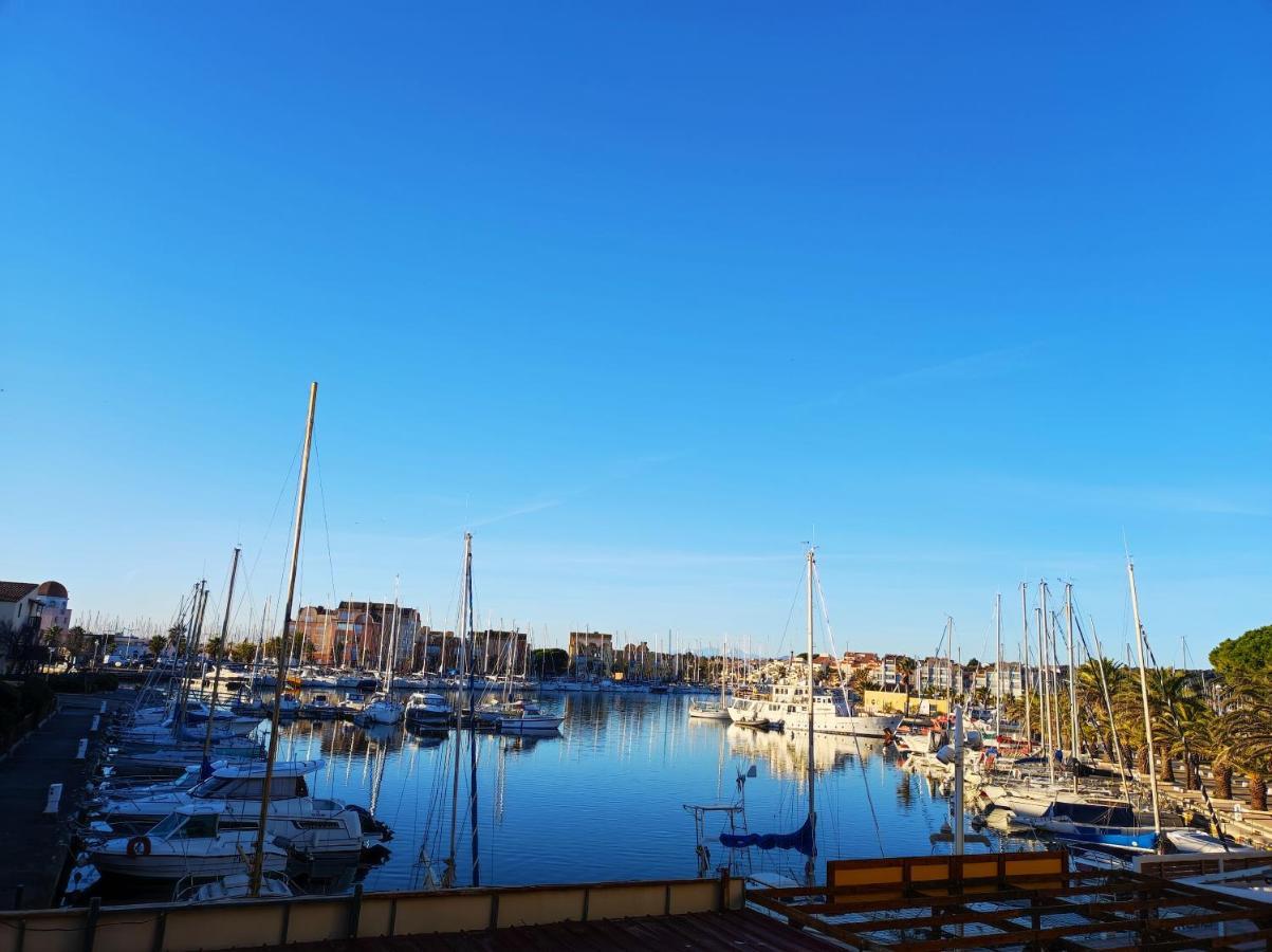 Appartement T3 vue sur port Gruissan Extérieur photo